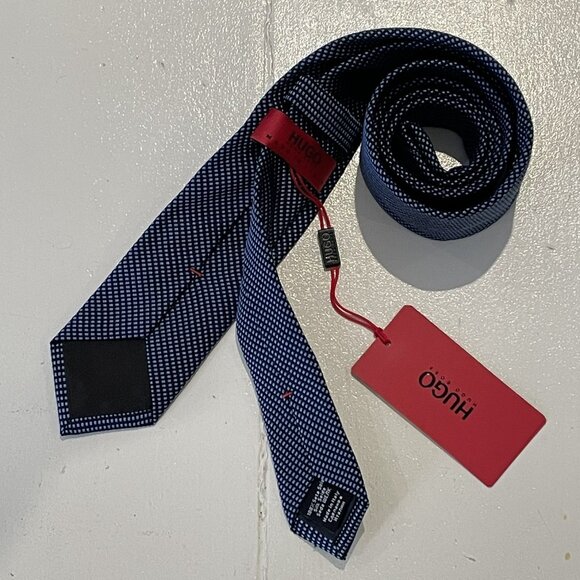 Hugo Boss Tie Made in Italy NWT - Picture 2 of 5
